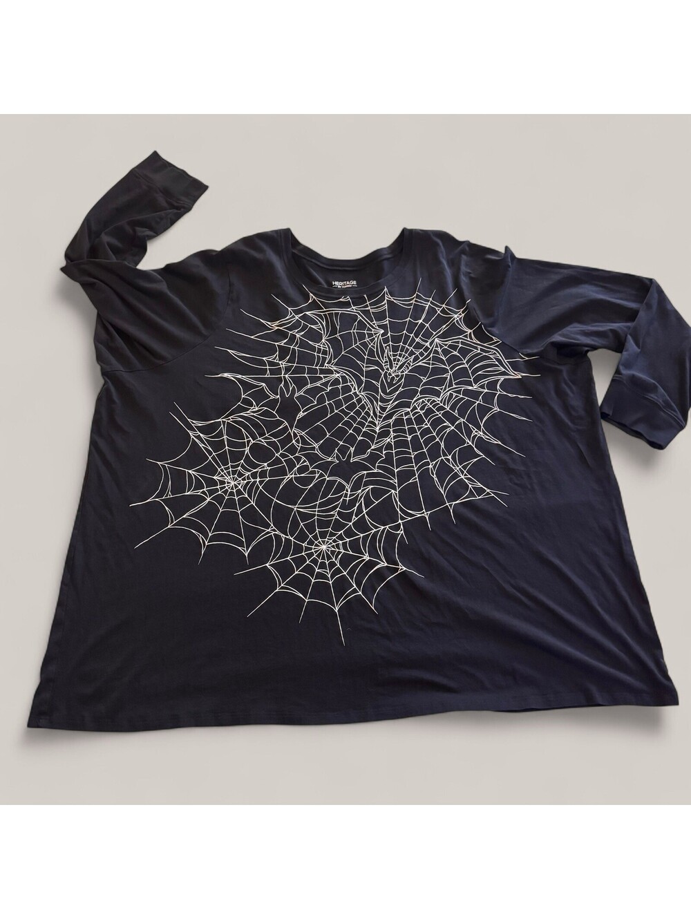 Torrid Heritage Long Sleeve Jersey Black 5XL White Spiderweb Graphic Bat NWOT